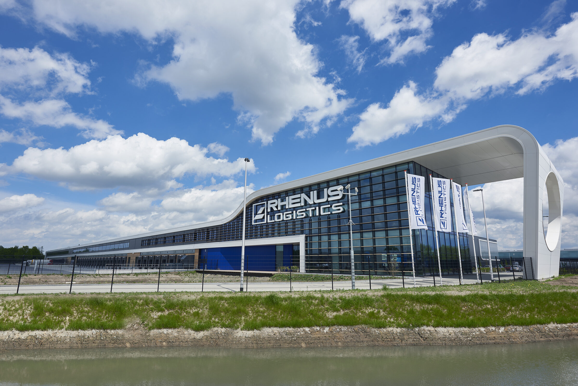 Rhenus Contract Logistics - Son en Breugel - exterior